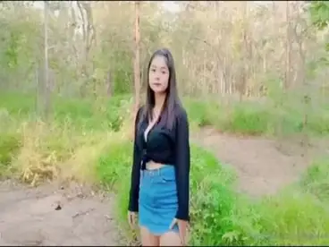 Ajak Pacar Ngewe Ganas di Semak-semak